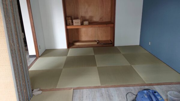 静岡市でヘリ無し半畳(琉球畳)の張り替え、制作をしました
